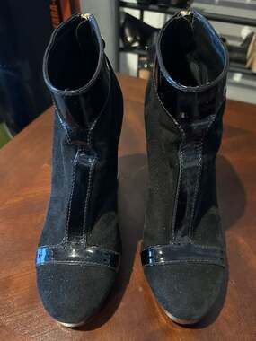 Tory Burch Black Suede & Patent Leather Platform Ankle Boots Size 8M
